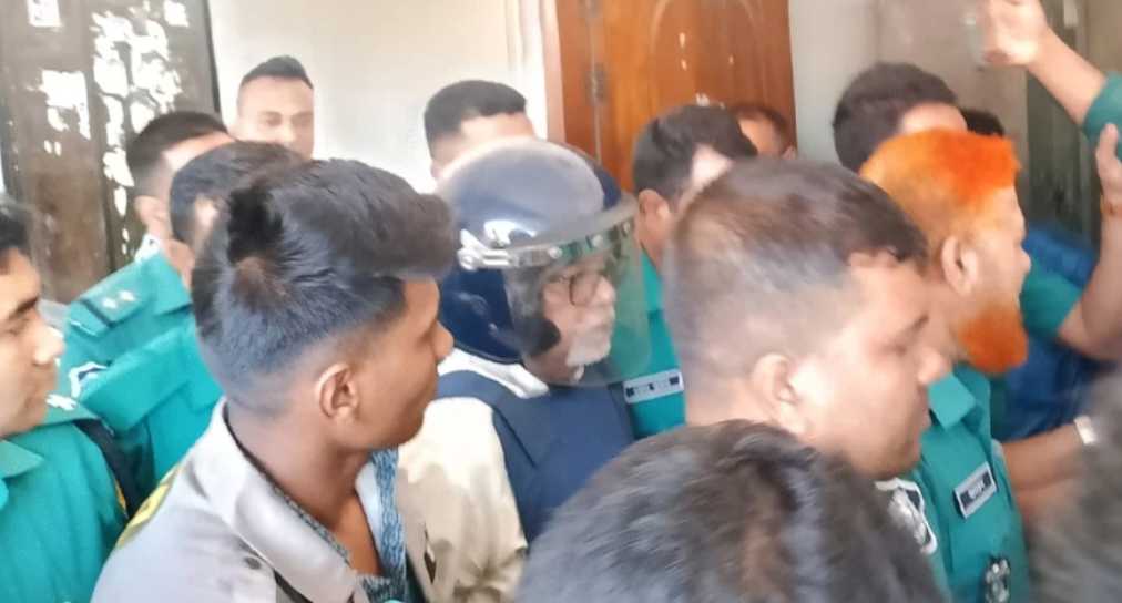 ২০১৮ সালের পাতানো নির্বাচনের হোতা নূরুল হুদা: রাষ্ট্রপক্ষের দাবি, ৪ দিনের রিমান্ডে প্রাক্তন সিইসি