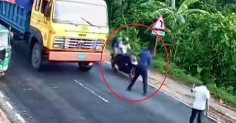 লোহাগাড়ায় পুলিশের আচরণ ‘আত্মঘাতী’, তদন্ত কমিটি গঠন