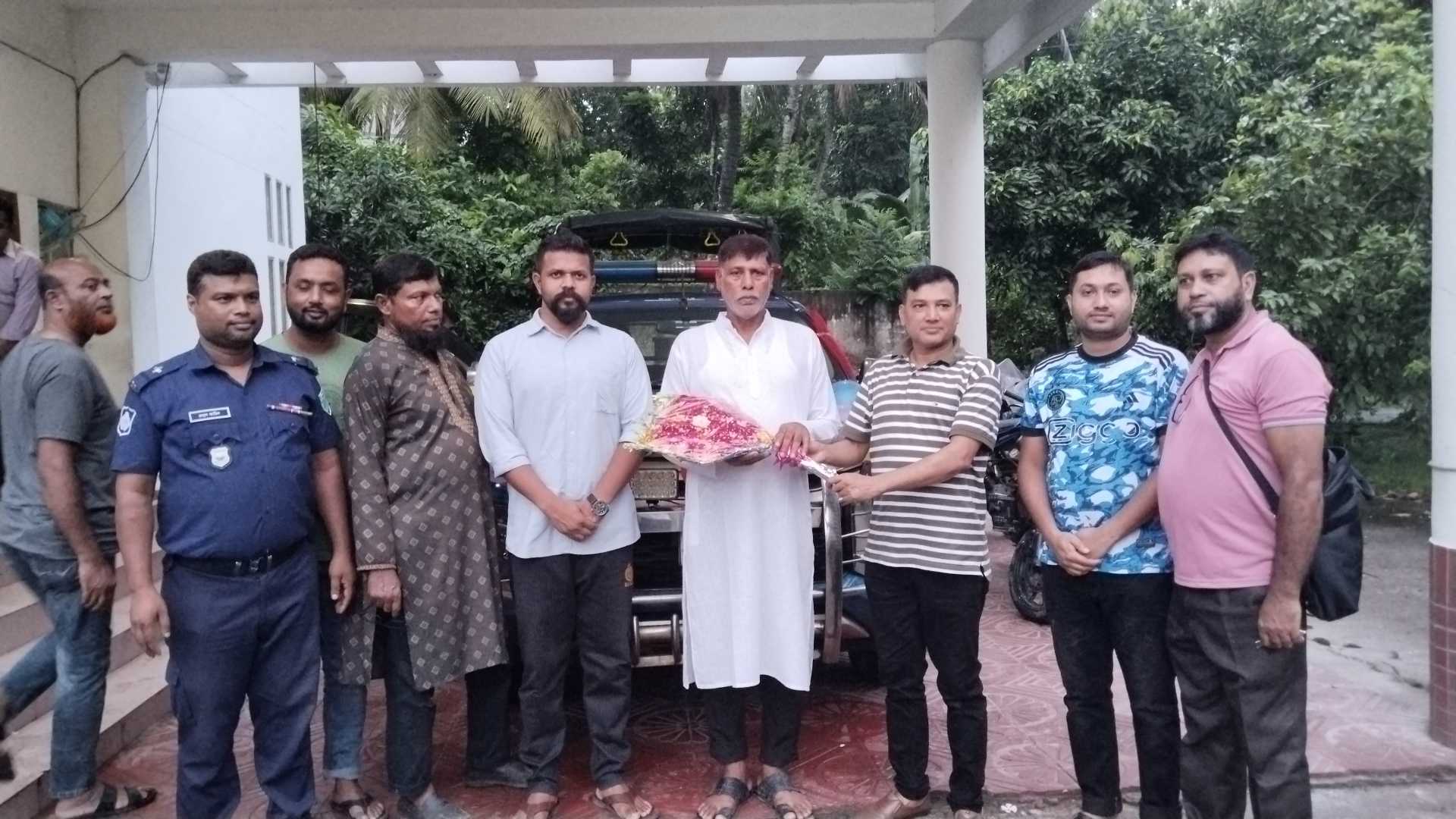 ৪০ বছরের পুলিশ জীবনের ইতি টানলেন লোহাগড়ার কাজী আব্দুস সবুর