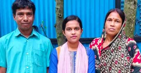 দারিদ্র্য জয় করে জিপিএ-৫, কলেজে ভর্তি অনিশ্চিত প্রমা রাণীর