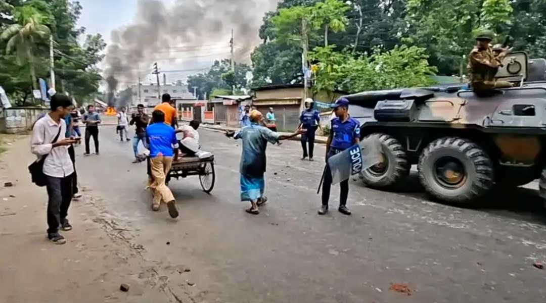 গোপালগঞ্জে নিহতদের ময়নাতদন্ত না হওয়া নিয়ে বিতর্ক: ‘আমার স্বামী অপরাধী ছিল না’ বলছেন নিশি বেগম