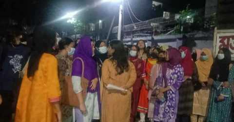 সোহাগ হত্যা: ইডেনে বিক্ষোভ, ছাত্রদলকে হল ছাড়ার আলটিমেটাম