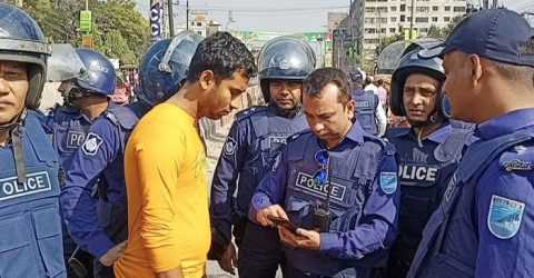সারাদেশে চিরুনি অভিযানের ঘোষণা, মাঠে আইনশৃঙ্খলা বাহিনী
