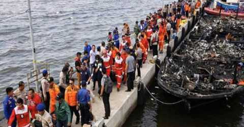 ভয়াবহ ফেরিডুবিতে নিখোঁজ ৪৩, উদ্ধার অভিযান চলছে