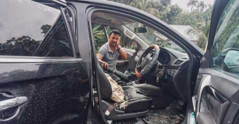 গোপালগঞ্জে এবার ইউএনওর গাড়িবহরে হামলা