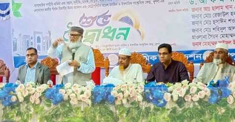 এখন থেকে মসজিদের সভাপতি হবেন প্রশাসনের কর্মকর্তারা : ধর্ম উপদেষ্টা