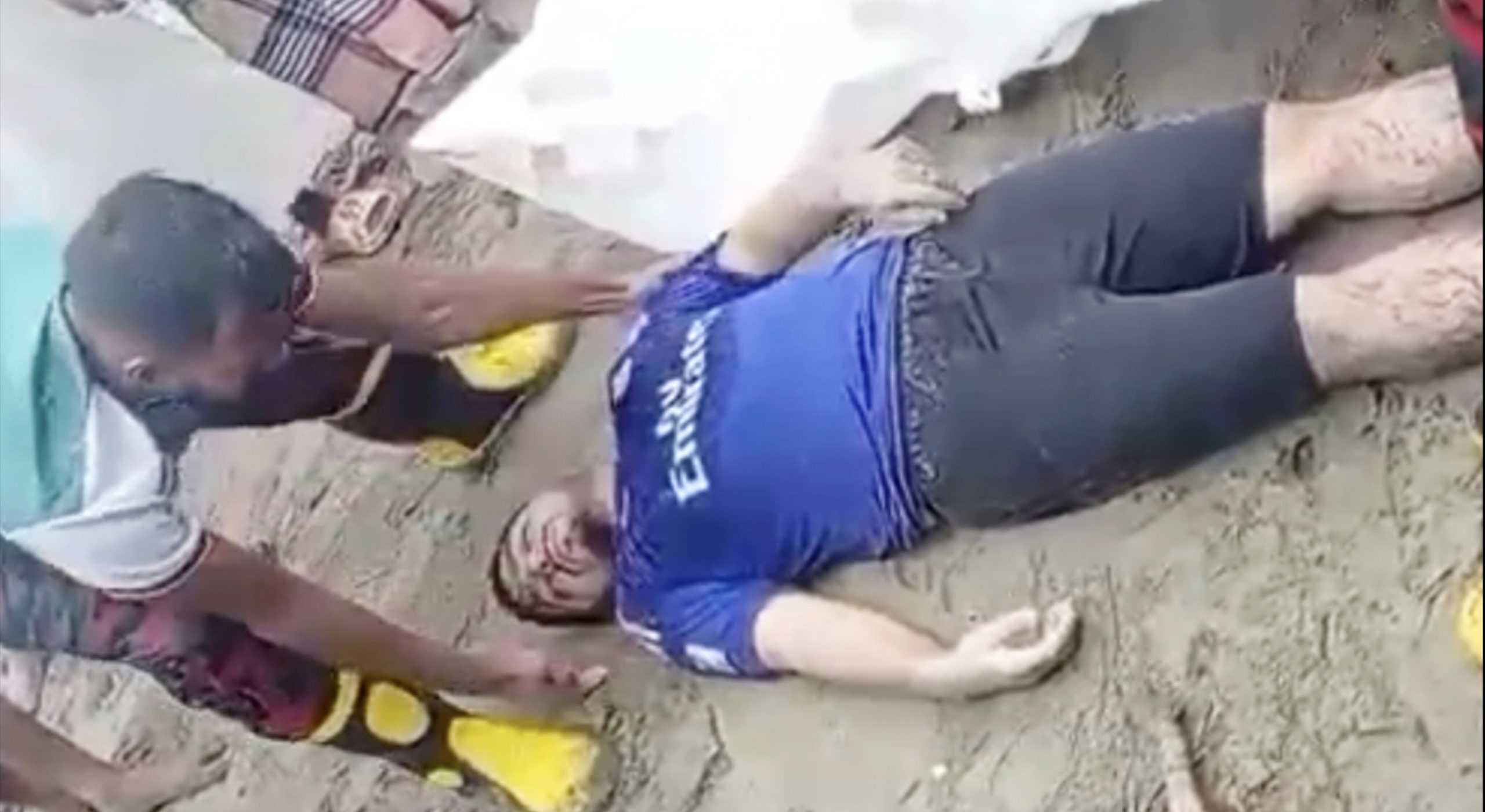 সমুদ্রে গোসলে নেমে চবি’র ৩ ছাত্র নিখোঁজ, ১ জনের মরদেহ উদ্ধার