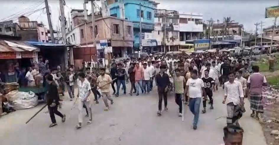 গোপালগঞ্জের পর এবার কক্সবাজারের চকরিয়ায় এনসিপি’র পথসভা মঞ্চে ভাঙচুরের অভিযোগ