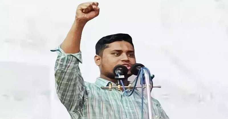 ছাত্ররা ঘরে ফিরে যায়নি, জুলাই শেষ হয়নি: হাসনাত আবদুল্লাহর মন্তব্য ঘিরে আলোচনার ঝড়