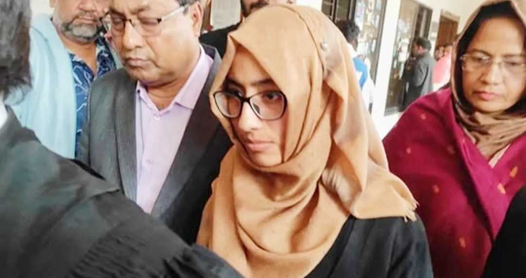 ফেসবুকে বিতর্কিত স্ট্যাটাস, সহকারী কমিশনার তাবাসসুমকে স্থায়ীভাবে চাকরিচ্যুত